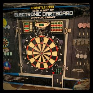 Bullshooter E-Bristle 1000 LED Electronic Dartboar